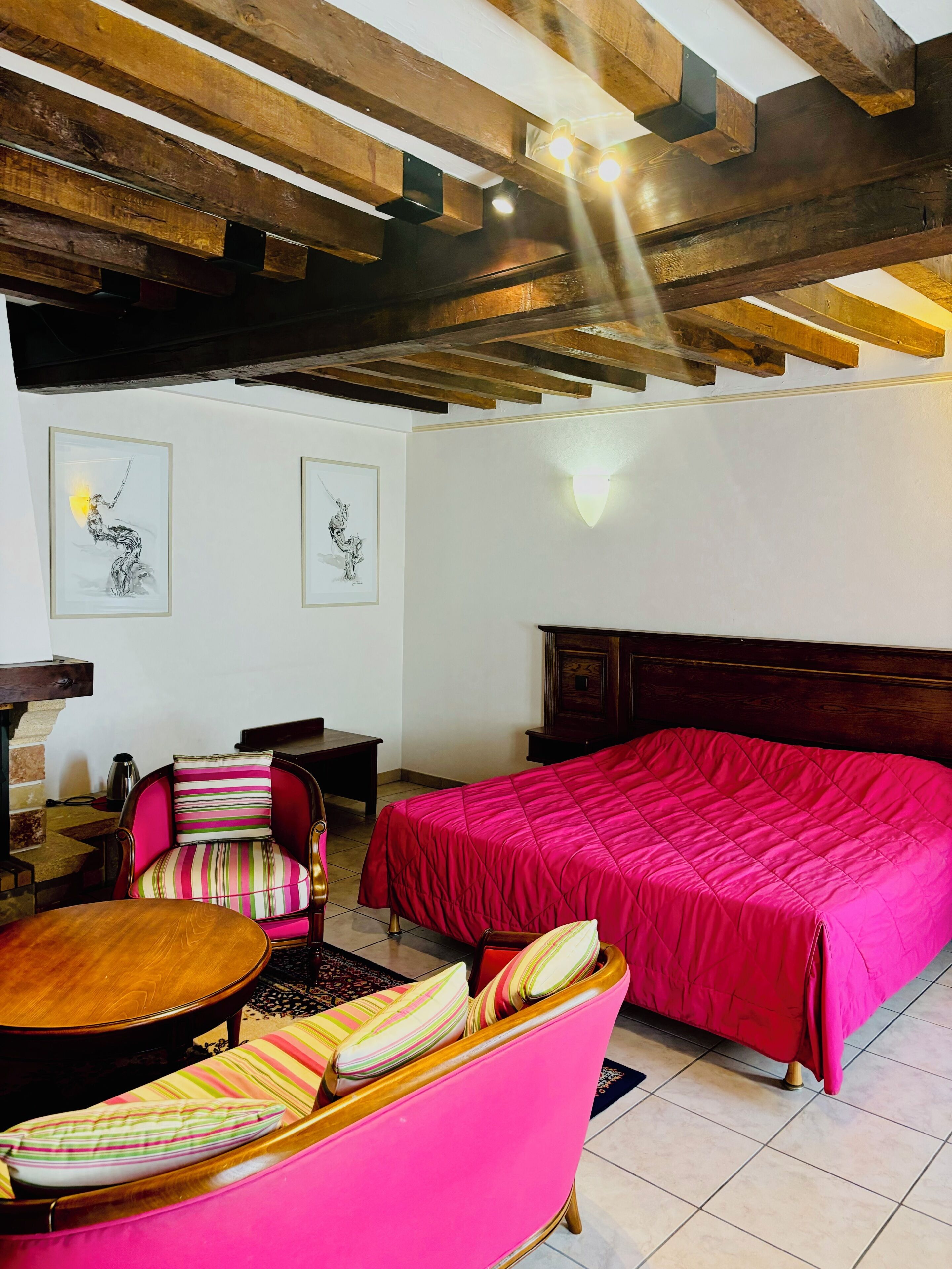 Standard Double Room, Non Smoking | In-room safe, blackout drapes, soundproofing, iron/ironing board