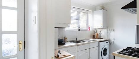 オーブン、コンロ