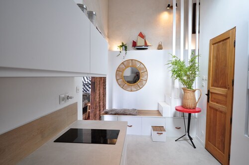 CHARMING APARTMENT WITH TERRACE MONTARGIS CENTER