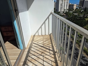 Property grounds - 10th Fl Inn on the Park | Pool | AC | City & Park View (Honolulu)