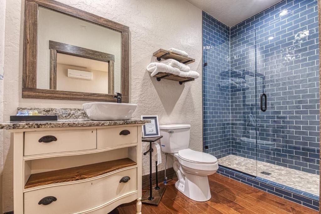 免費梳洗用品、風筒、番梘、洗頭水