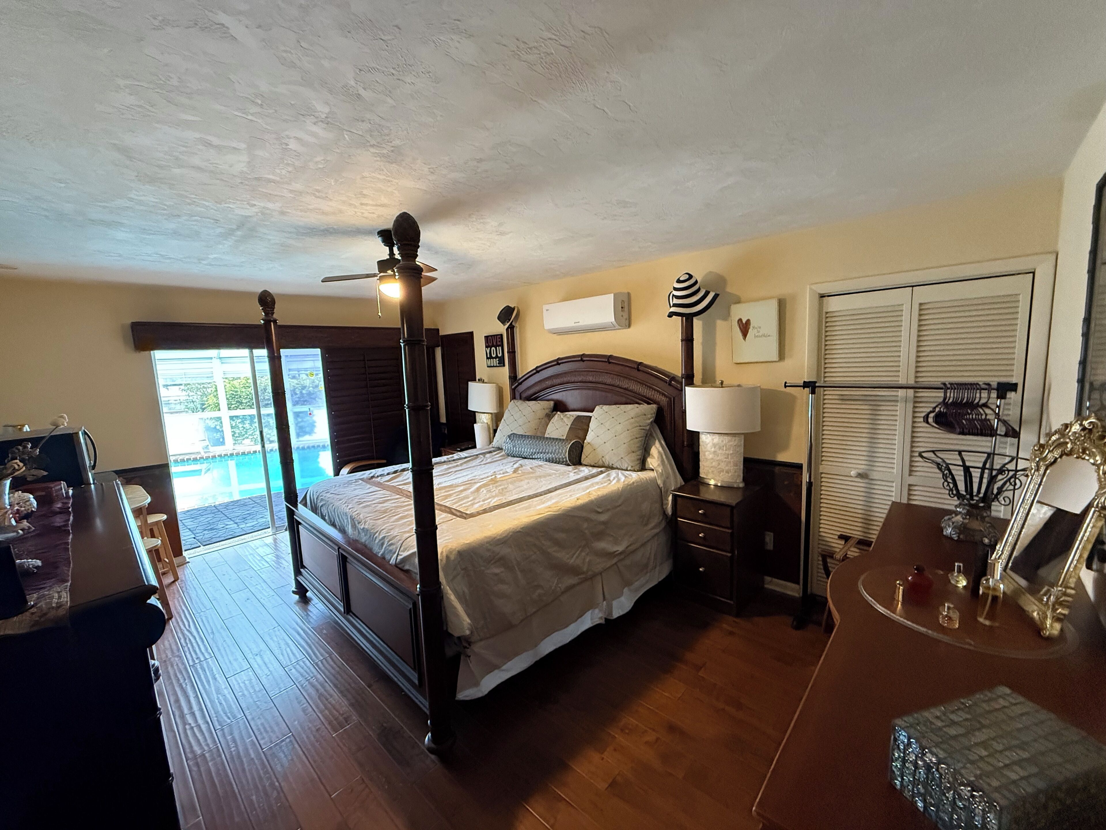 Strykejern/-brett, wi-fi og sengetøy