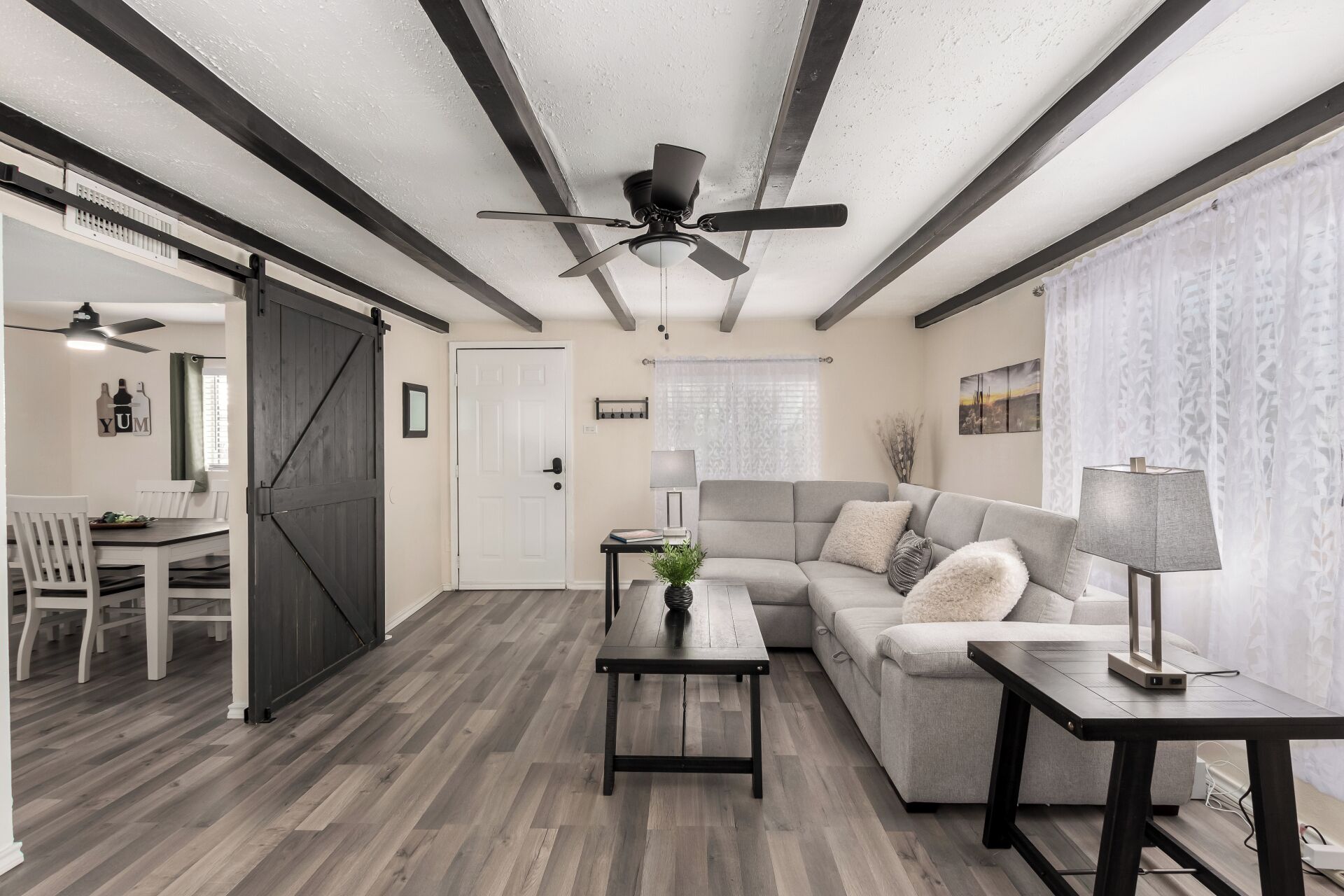 TV connectée, cheminée