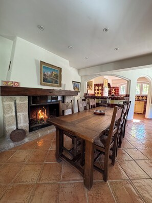 تناول الطعام