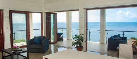 Luxury Apartment, Balcony, Sea View | In-room safe, blackout drapes, soundproofing, iron/ironing board