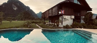 Dalasone Pool Villas