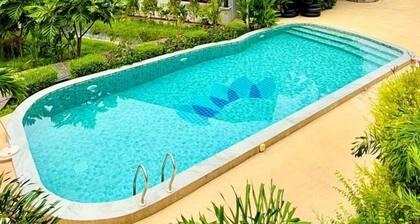 Dalasone Pool Villas