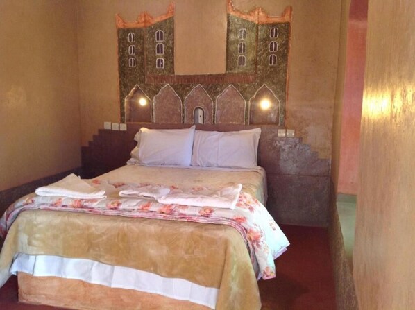 In-room safe, free WiFi