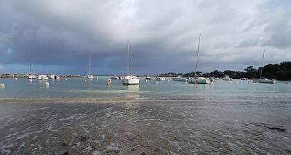 Five minutes from the beach, house with garden, ideal for a family holiday.