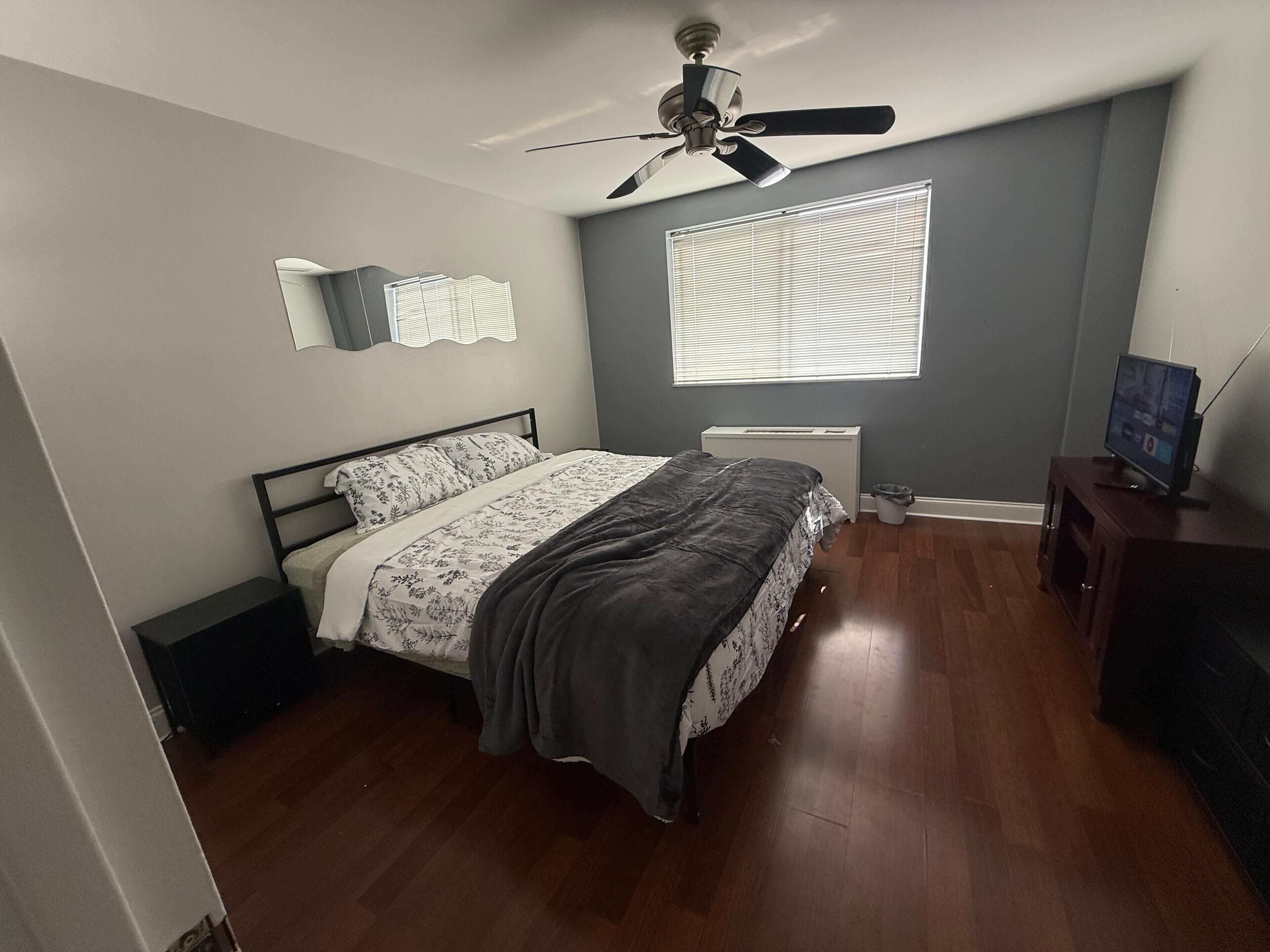 1 quarto, ferros/tábuas de passar roupa, Wi-Fi, roupa de cama