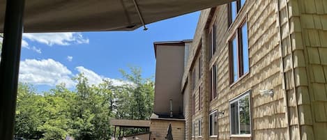 Enceinte de lâhĂ©bergement