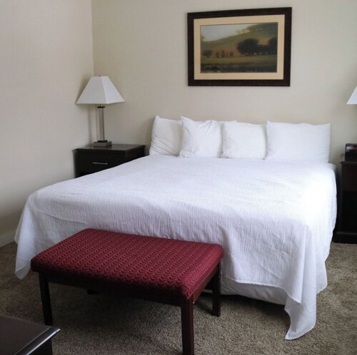 Relaxing condo in Pocono Manor near local attractions