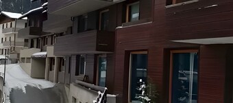Apartment "Viola" on the Ski Slopes and with Solarium