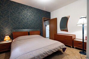 1 makuuhuone, silitysrauta/-lauta, vauvan matkasänky, ilmainen Wi-Fi