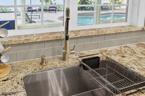 Interior - Luxury tampa home.Heated Pool&Game Room  (Tampa)