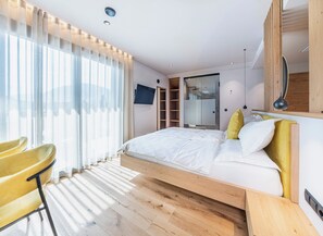 1 Schlafzimmer, Zimmersafe, Bügeleisen/Bügelbrett, Reisekinderbett