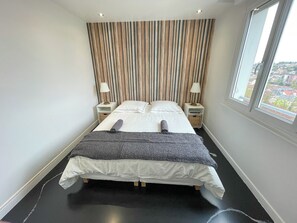 3 bedrooms, WiFi, bed sheets - Comfortable designer apartment in the heart of Epinal (Épinal)