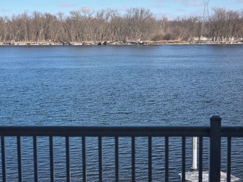Nice 2-bedroom waterfront condo with boat slip in charming Wabasha, MN.