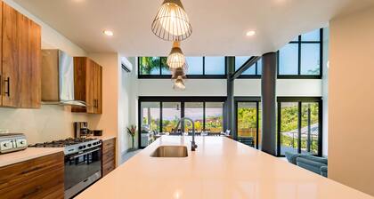 Luxury 7BR Jungle Villa • Pool • Concierge