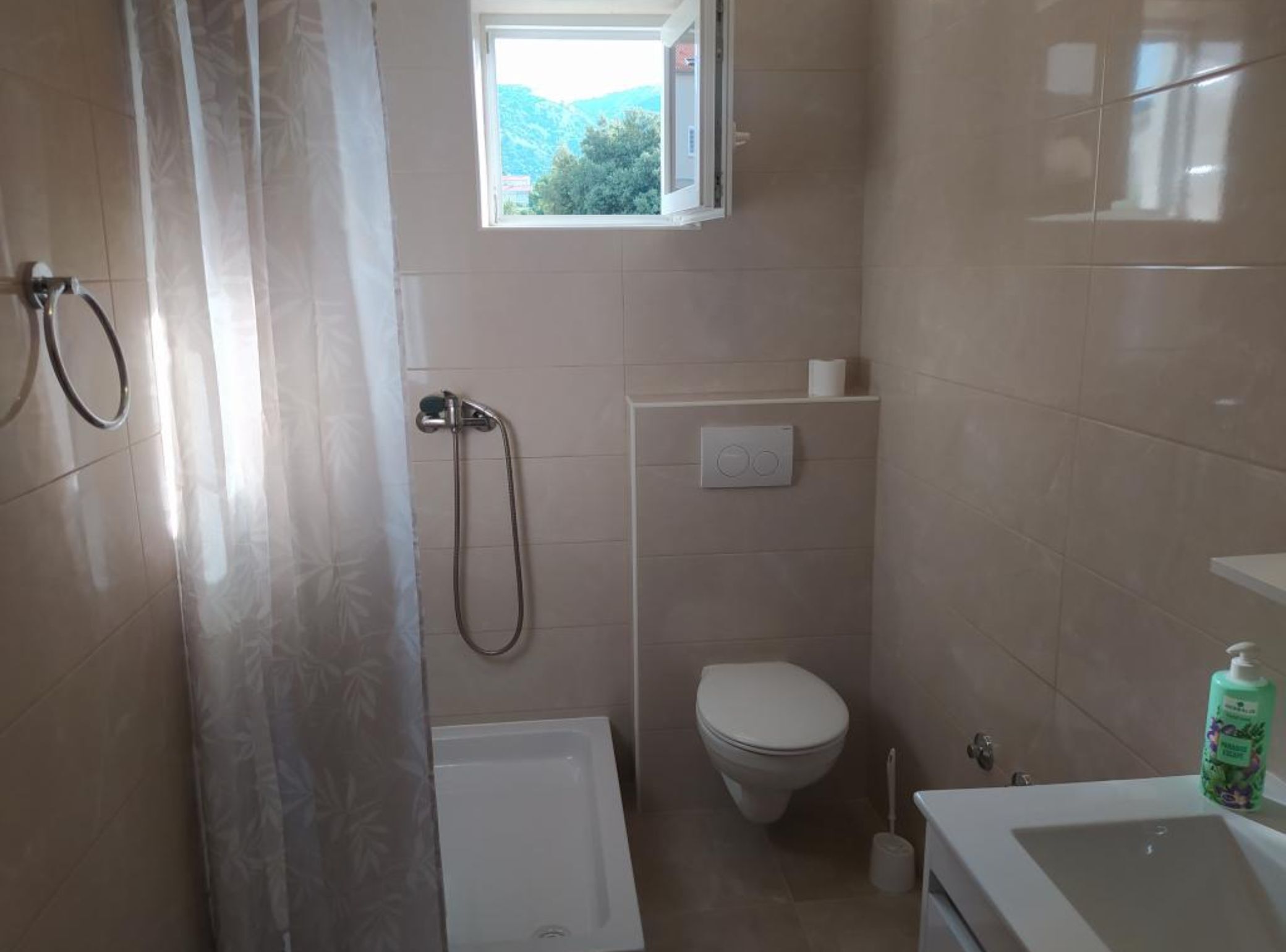 Apartment (Two Bedroom Apartment With Terrace (A) | Bathroom | Shower, towels