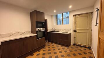 Mikrobølgeovn, ovn, kogeplade