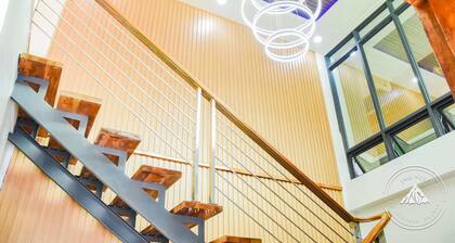 ~10 Mins from Baguio City-Huge Private Parking-4 Bedroom-M