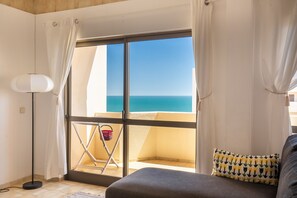 TV - Casa Paulo with sea view, Iberlagos Resort (Lagos)