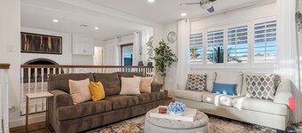 New! Ranch Style Home W/ Pool+Hot Tub+BBQ Near Las Vegas Strip