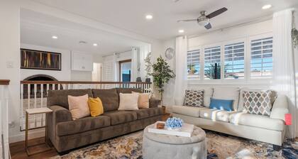 New! Ranch Style Home W/ Pool+Hot Tub+BBQ Near Las Vegas Strip