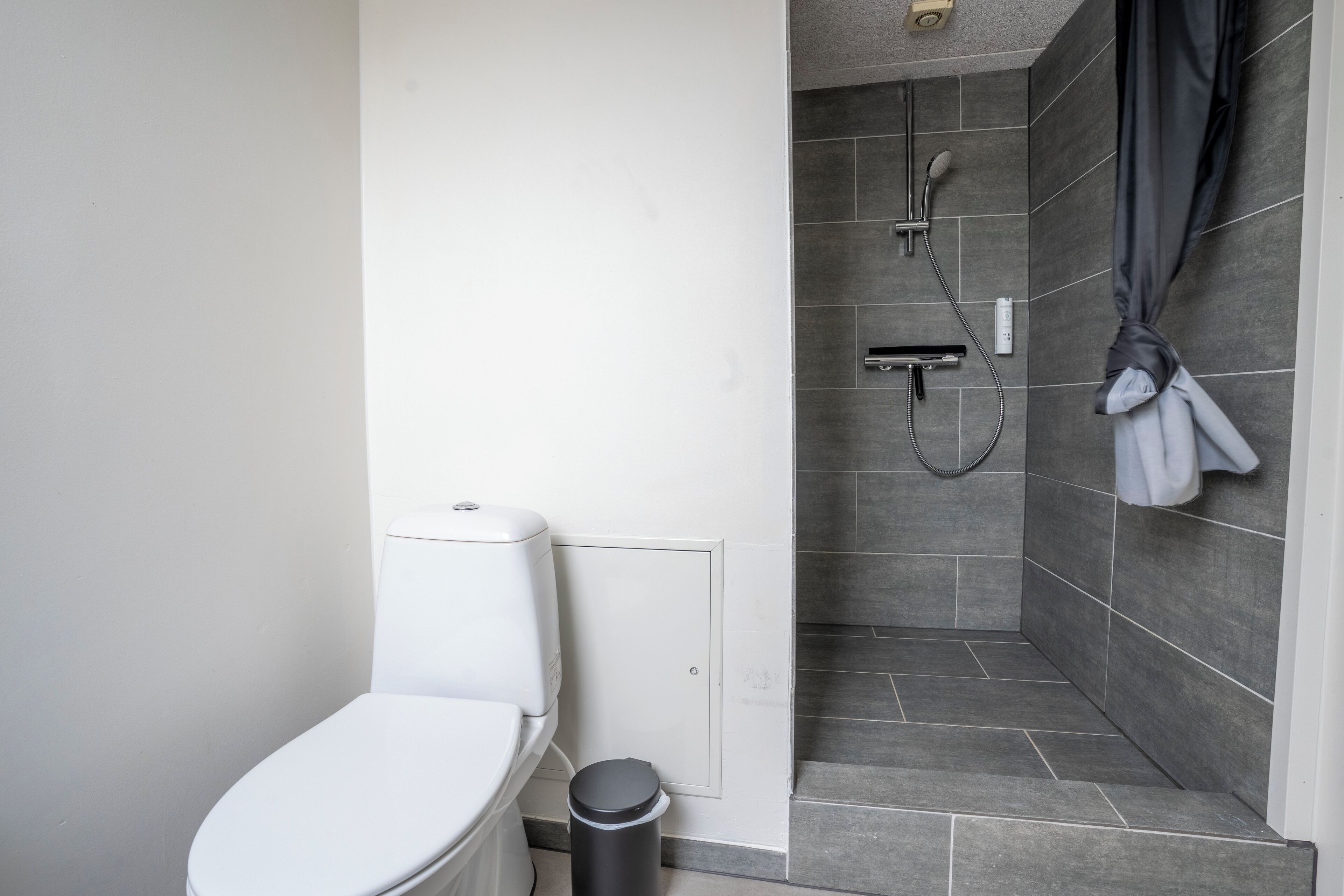 Comfort Apartment | Bathroom