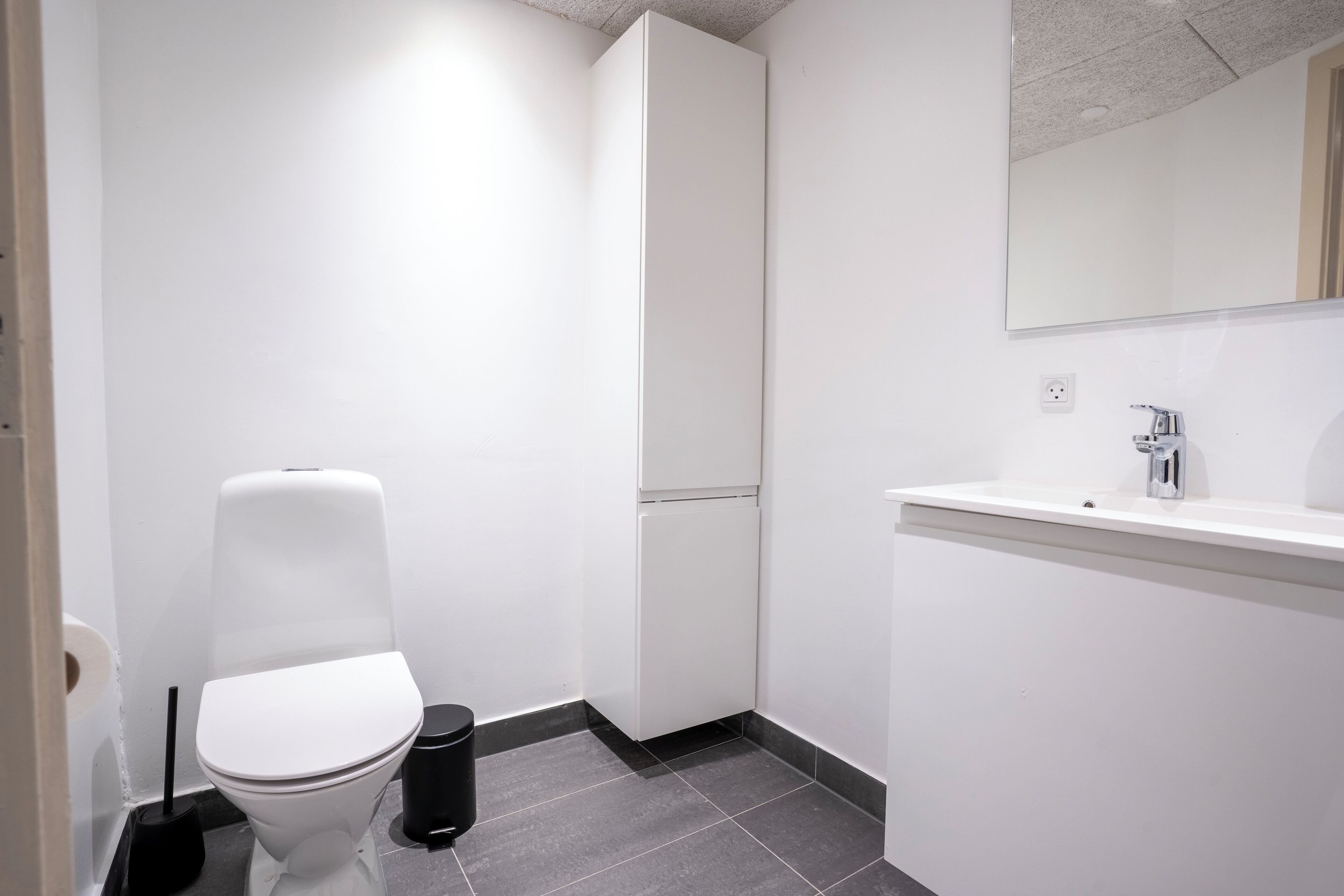 컴포트 아파트 | 욕실 | 비누, 샴푸, 화장지