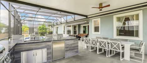 Outdoor dining