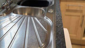 Peti sejuk, ketuhar gelombang mikro, ketuhar, dapur