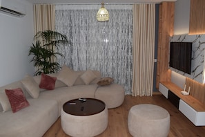 Living area - Tirana TEST (Tirana)
