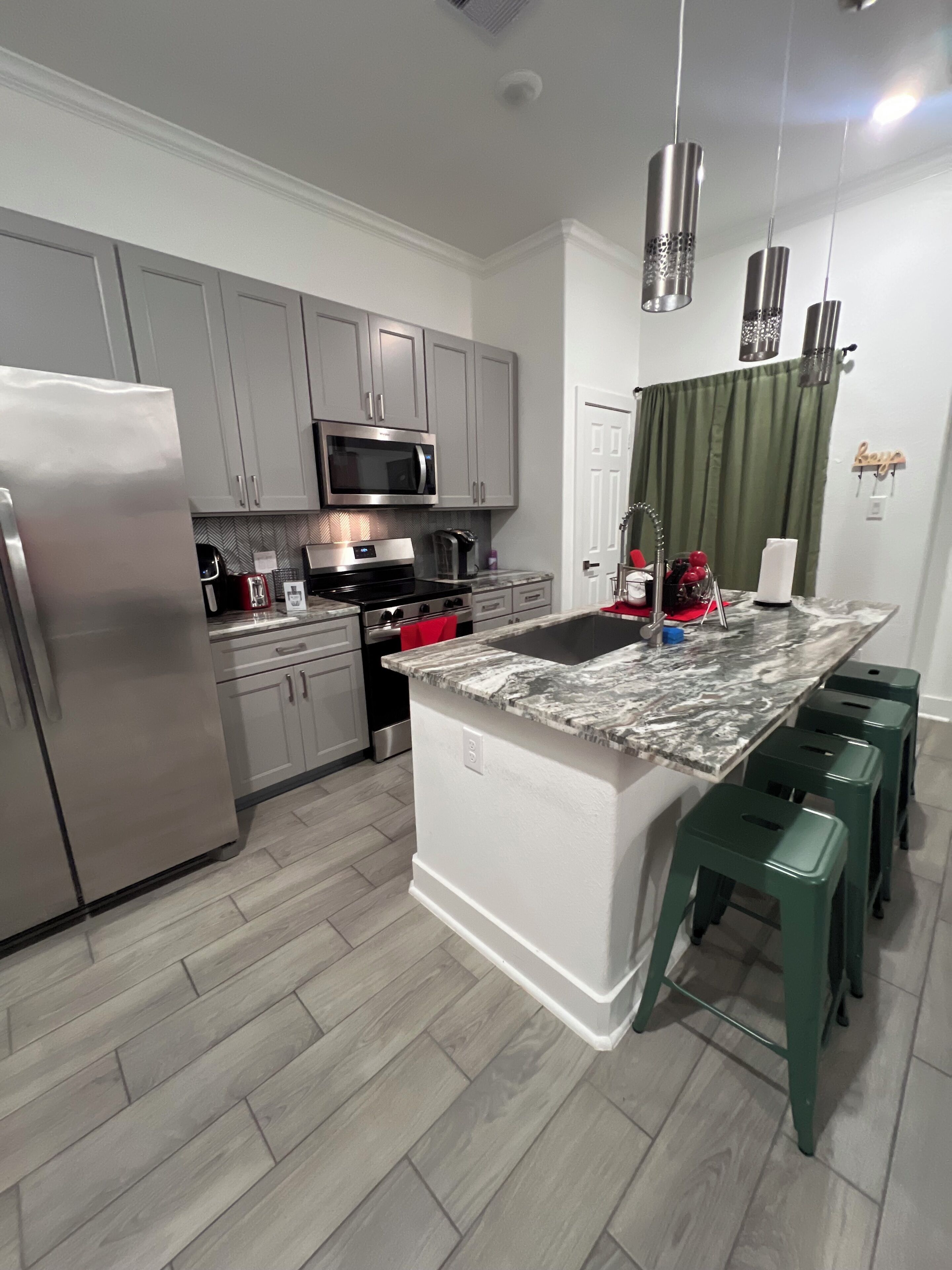 Microwave, oven, stovetop, dishwasher