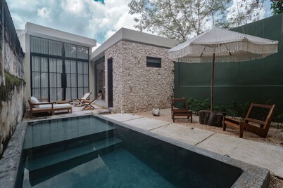 Superb 4-bedroom house with AC in Mérida