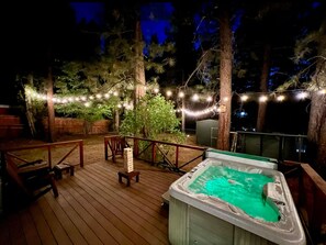 Terrace/patio - Eurelax - Hot Tub - Huge Yard - Walk to Village! (Big Bear Lake)