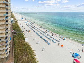 Beach - MASTER AND LR ON BEACH. FREE BCH CHAIRS. NEAR PIER PARK, FRANK BROWN PARK (Panama City Beach)