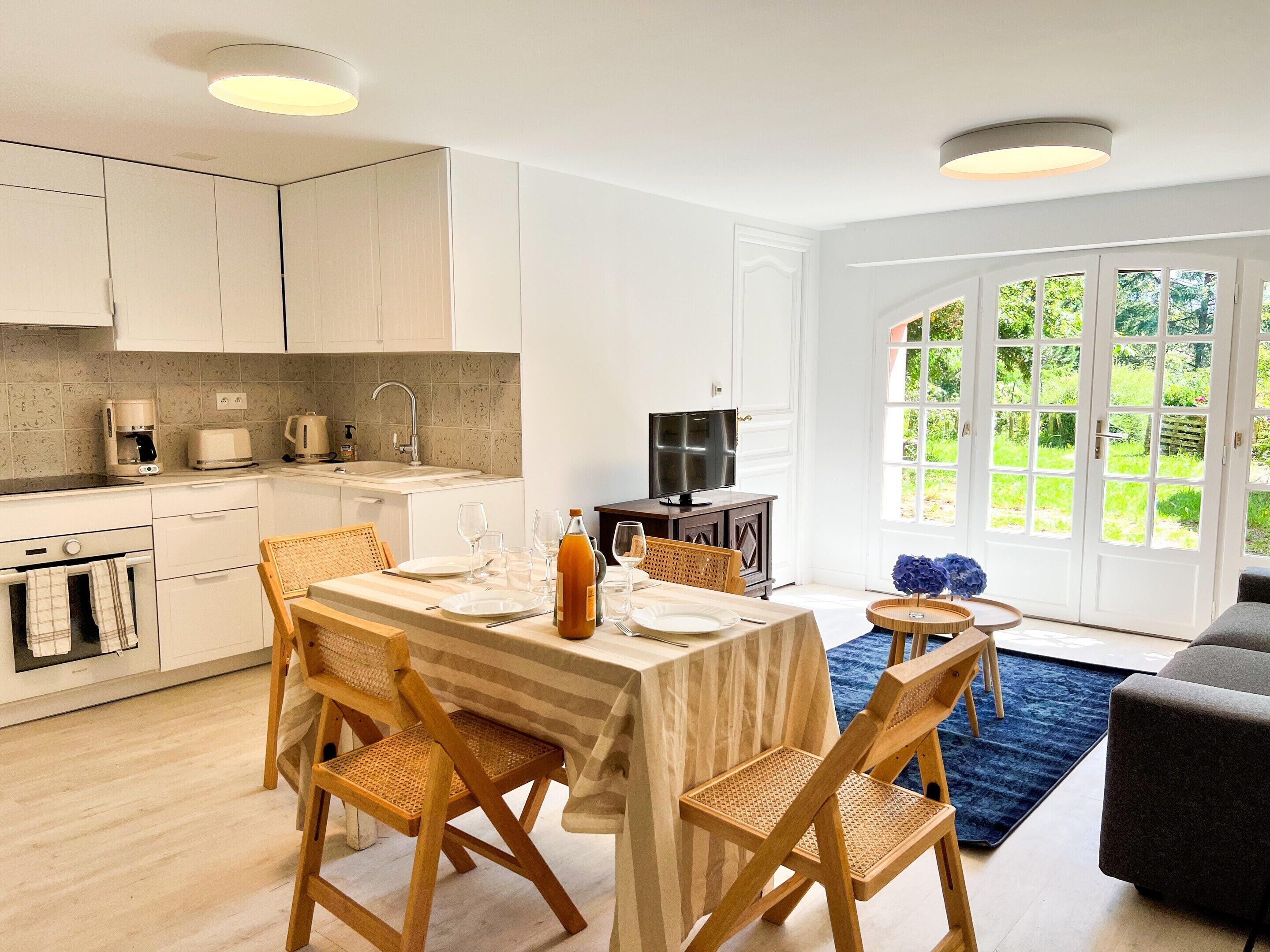 House | Dining