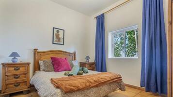 House | 1 bilik tidur, dilengkapkan perabot secara berasingan