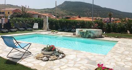 Apartment With 2 Shared Pools Near sea