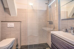 Apartemen | Kamar mandi