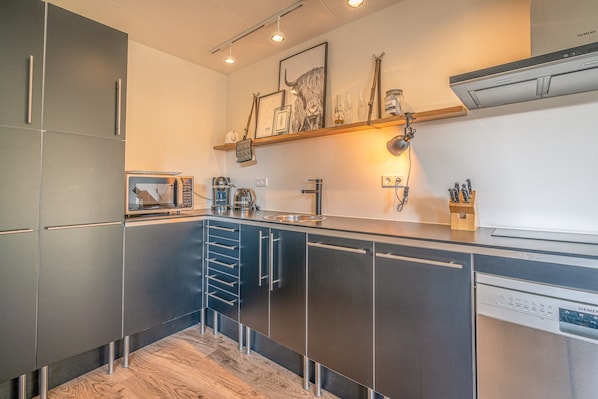 House | Private kitchen - Charming Holiday Home for 2 People (De Koog)