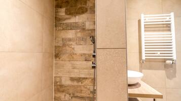 Apartment | Badezimmer