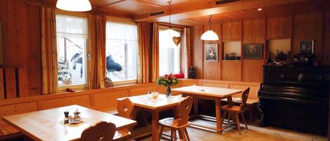 Apartemen | Tempat makan