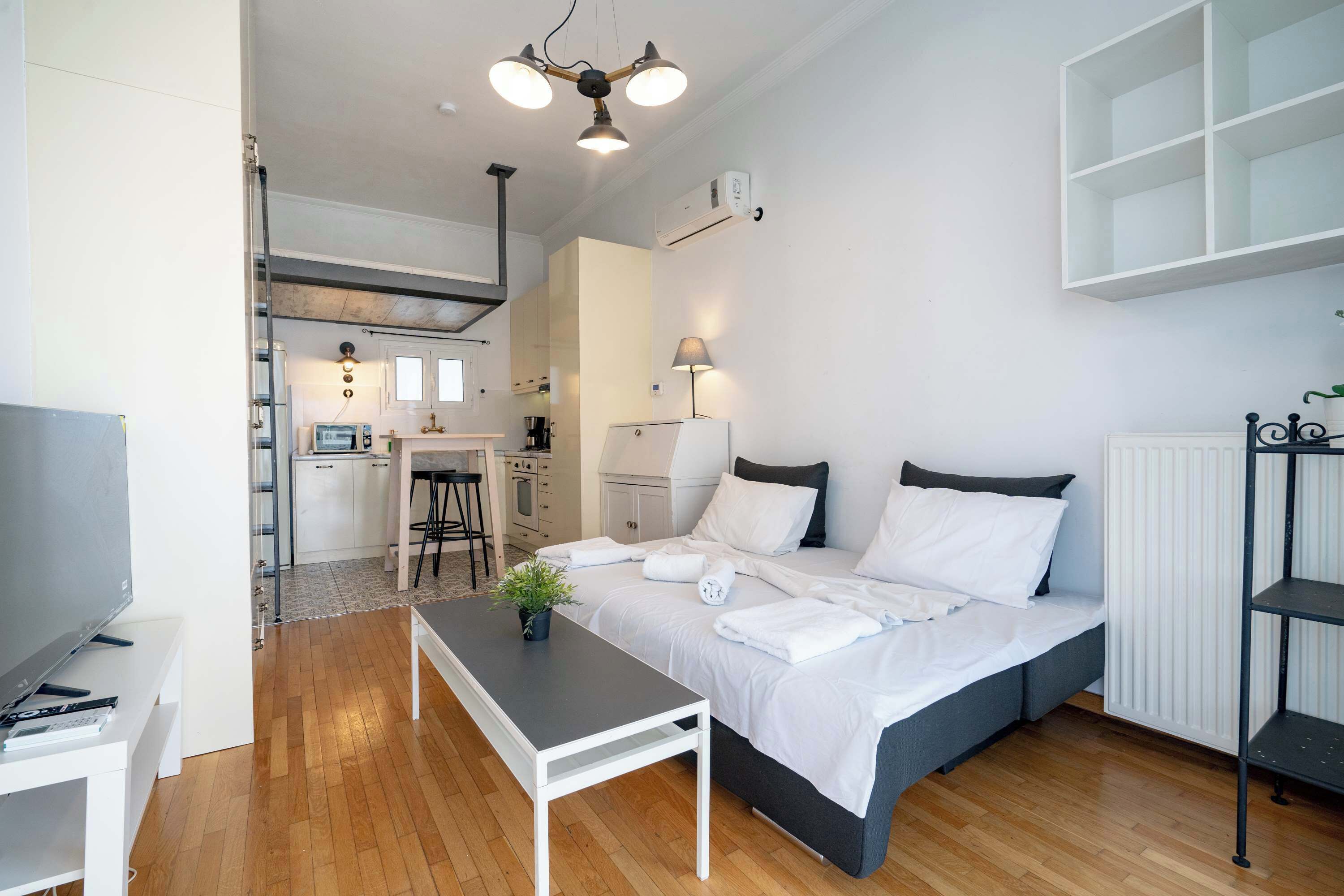 1 bedroom, iron/ironing board, internet, bed sheets