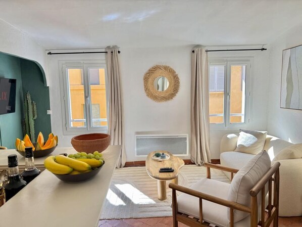 Smart TV, books, offices - Cosy refuge - Extra center - telecommuting (Aix-en-Provence)