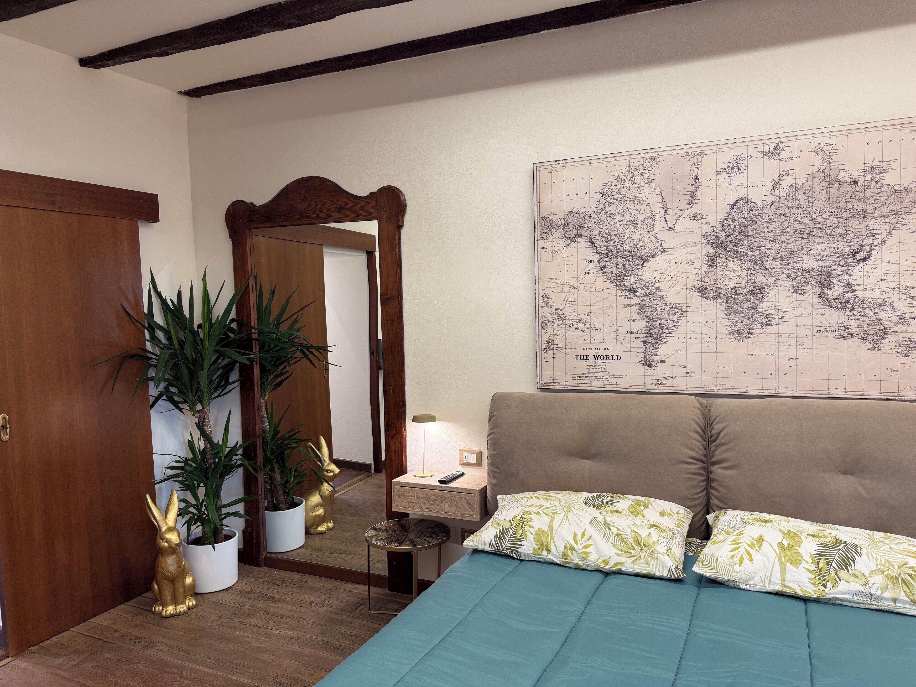 客房内保险箱、熨斗/熨衣板、旅行婴儿床、WiFi