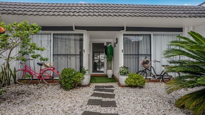 The Luxe Waterfront, TOP NOTCH