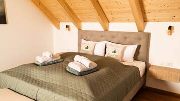 2 chambres, coffres-forts dans les chambres, fer et planche Ă repasser